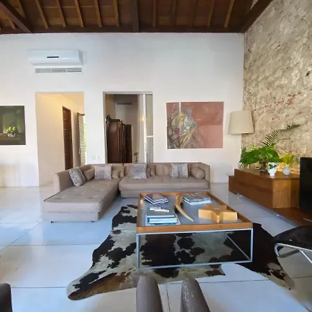Bright 5br With Private Pool In Apartamento