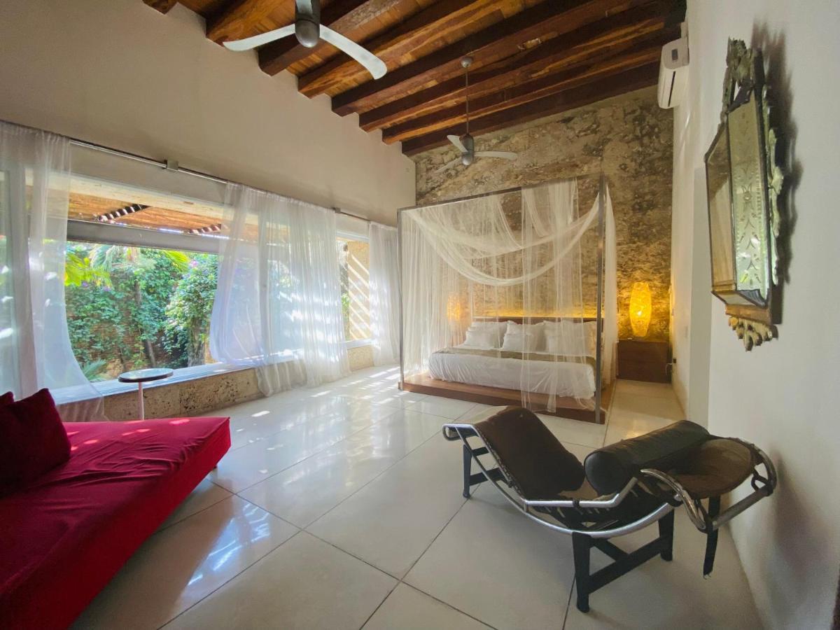 Bright 5br With Private Pool In Apartamento
